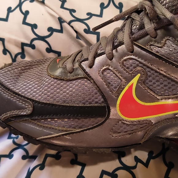 Women's Nike reax run dominate us shoes size 9 - Picture 4 of 17